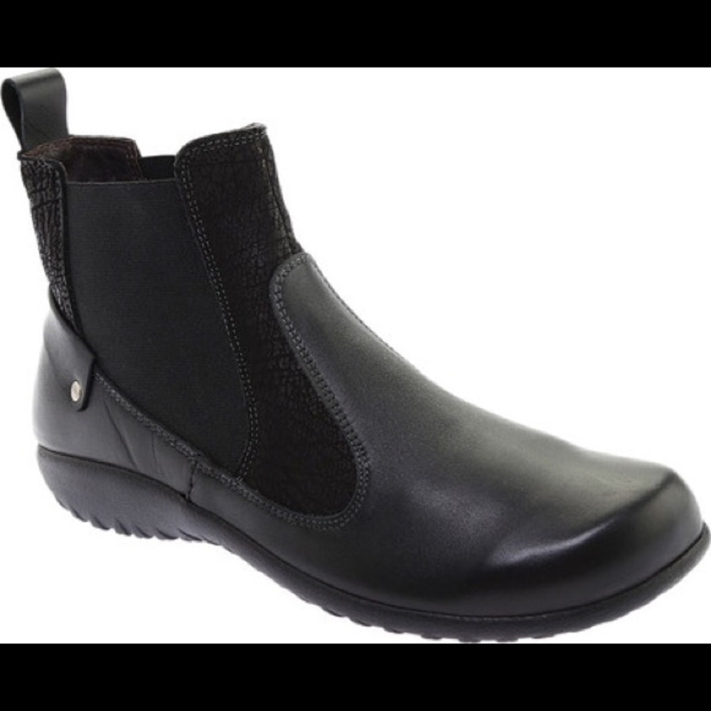 Naot black boots